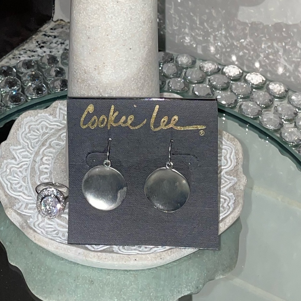 Silver circle earrings